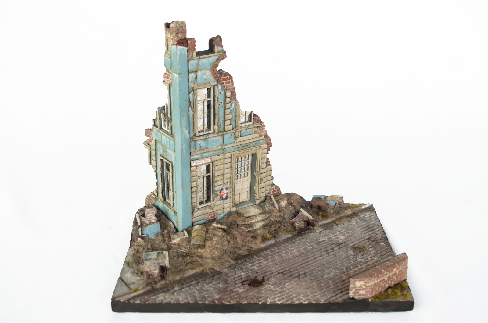 Corner Ruin "Berlin" [Diorama Base] - Image 5