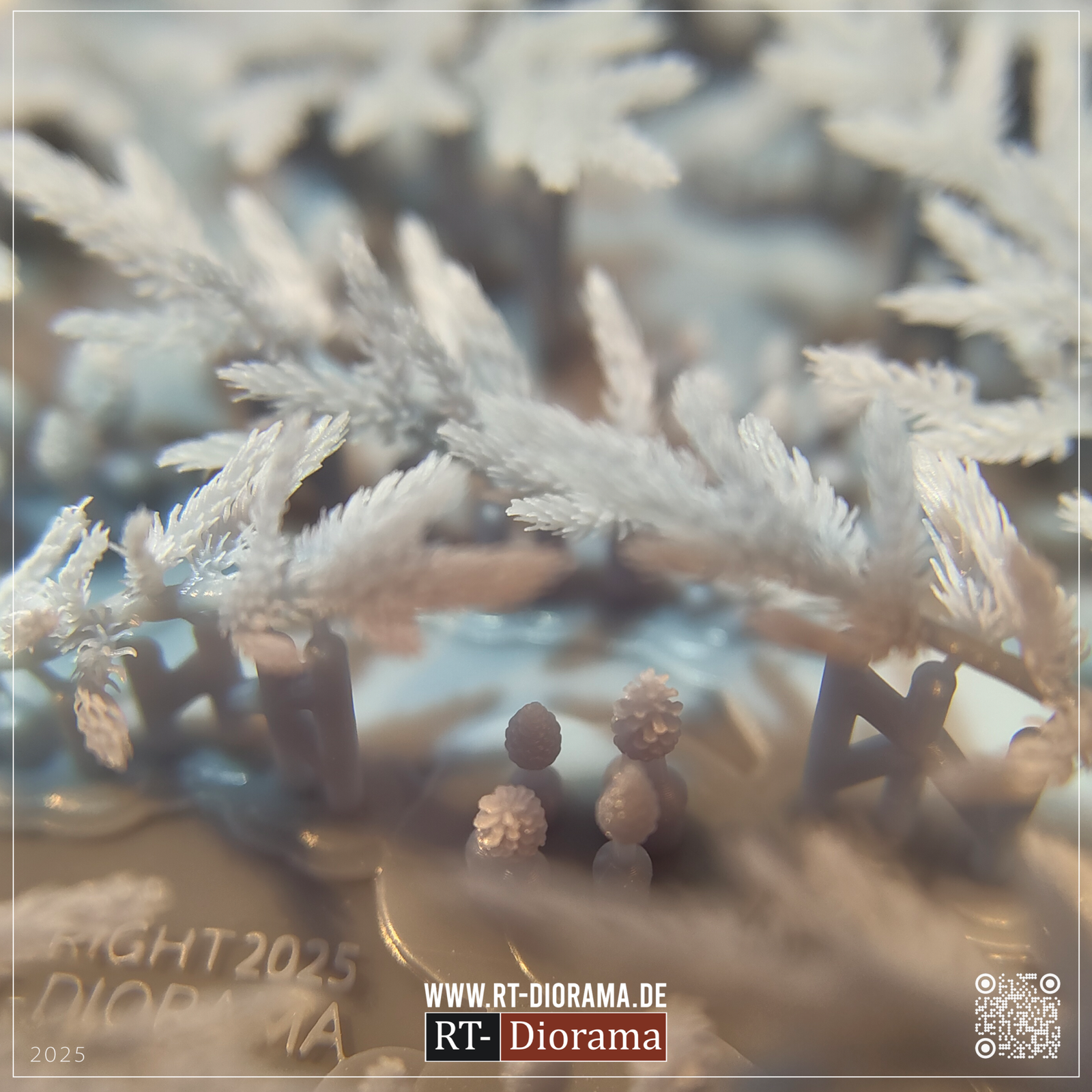Coniferous Branches [Camo Foliage] – product image
